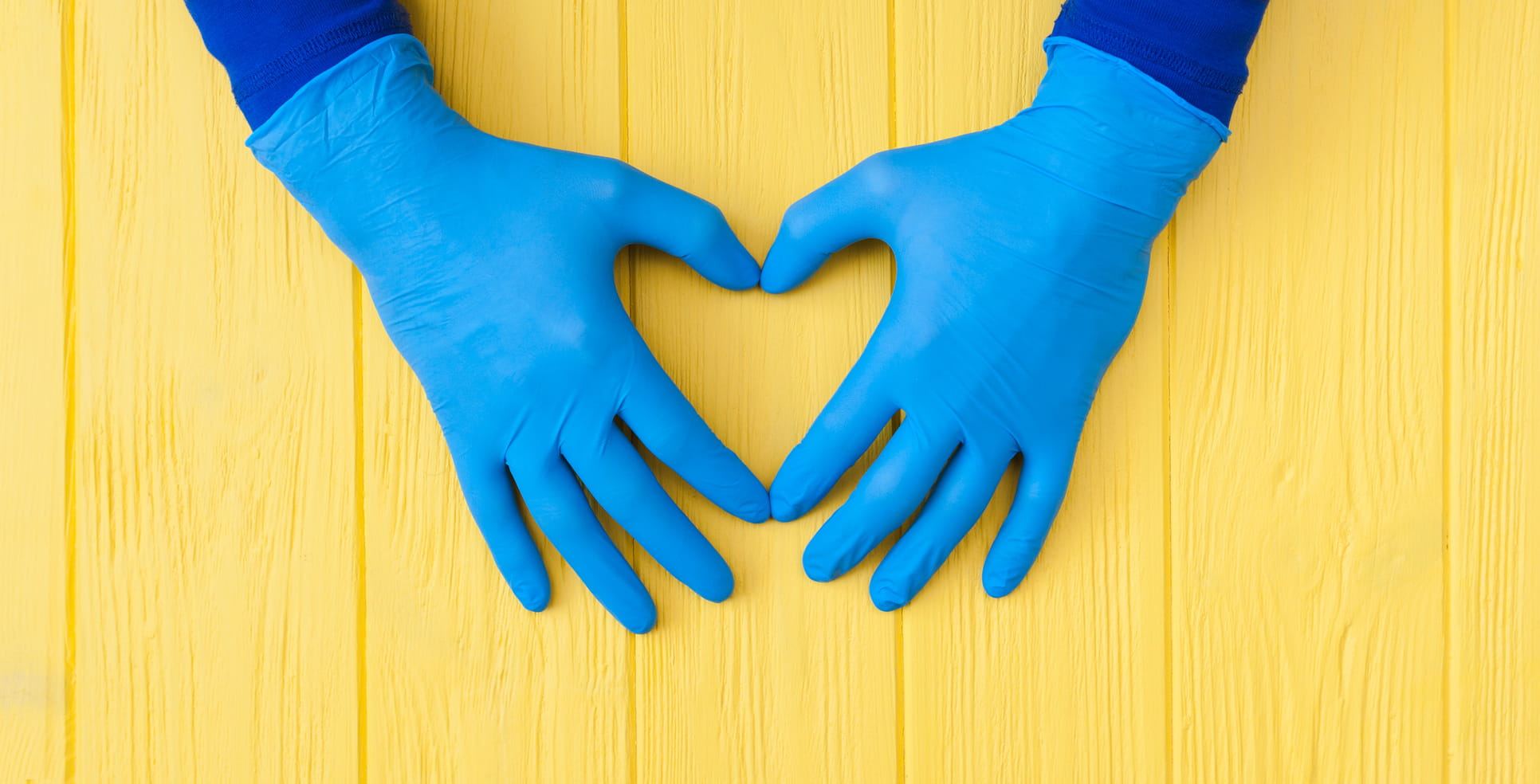 Handschuhe im Spender richtig nachfüllen: Systeme im Vergleich