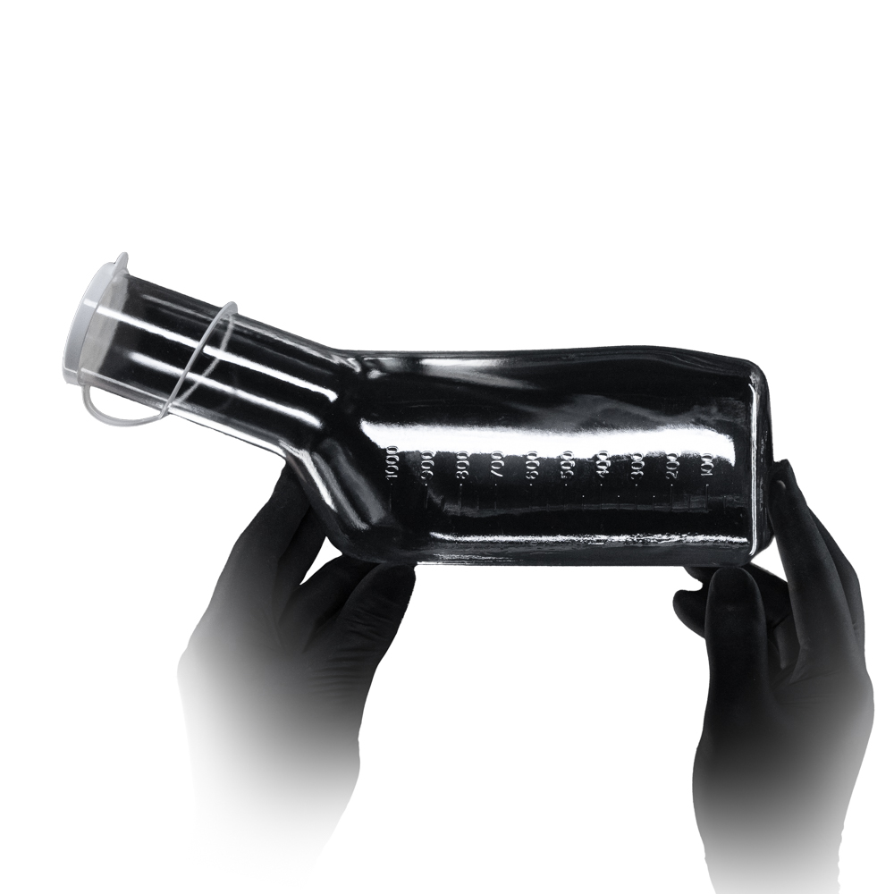 Urinflasche (Polycarbonat) für Männer, eckig, Farbe transparent / glasklar mit weißem PP Deckel